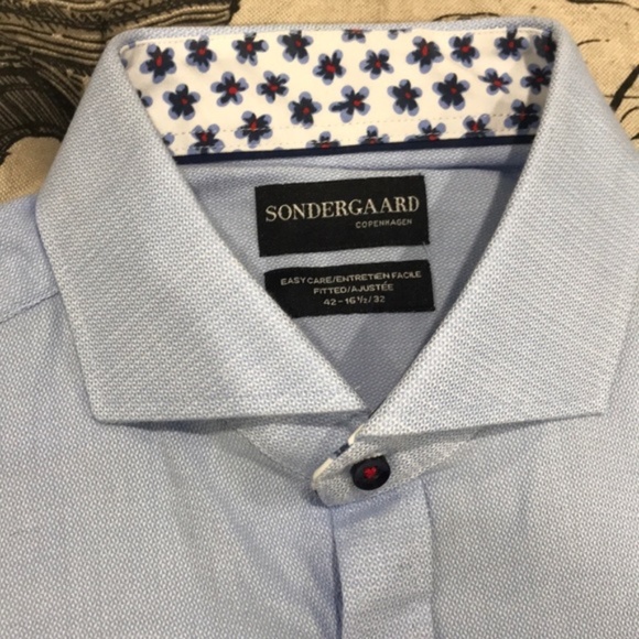 Sondergaard Fitted Dress Shirt - Picture 3 of 4